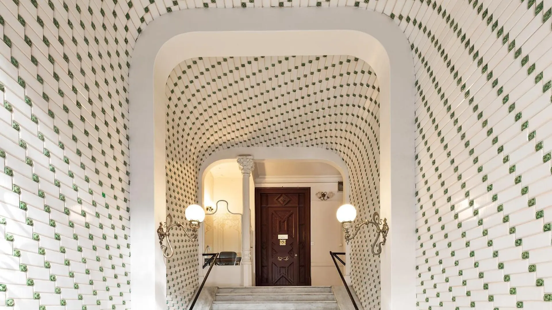 Apartments Barcelona & Home Deco Eixample 0*,  Spain